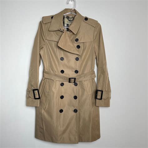 trench coat burberry usado